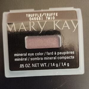Mary Kay Brown Mineral Eyeshadow Versatile Shimmer